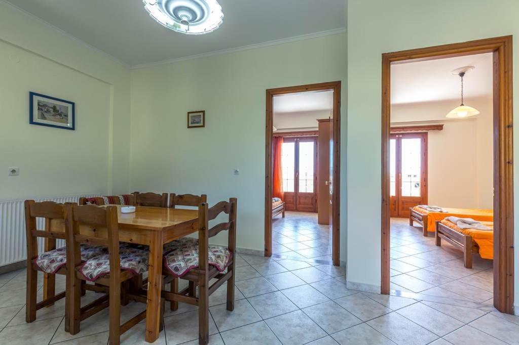 Kapetanios Apartments アギオス・ステファノス エクステリア 写真