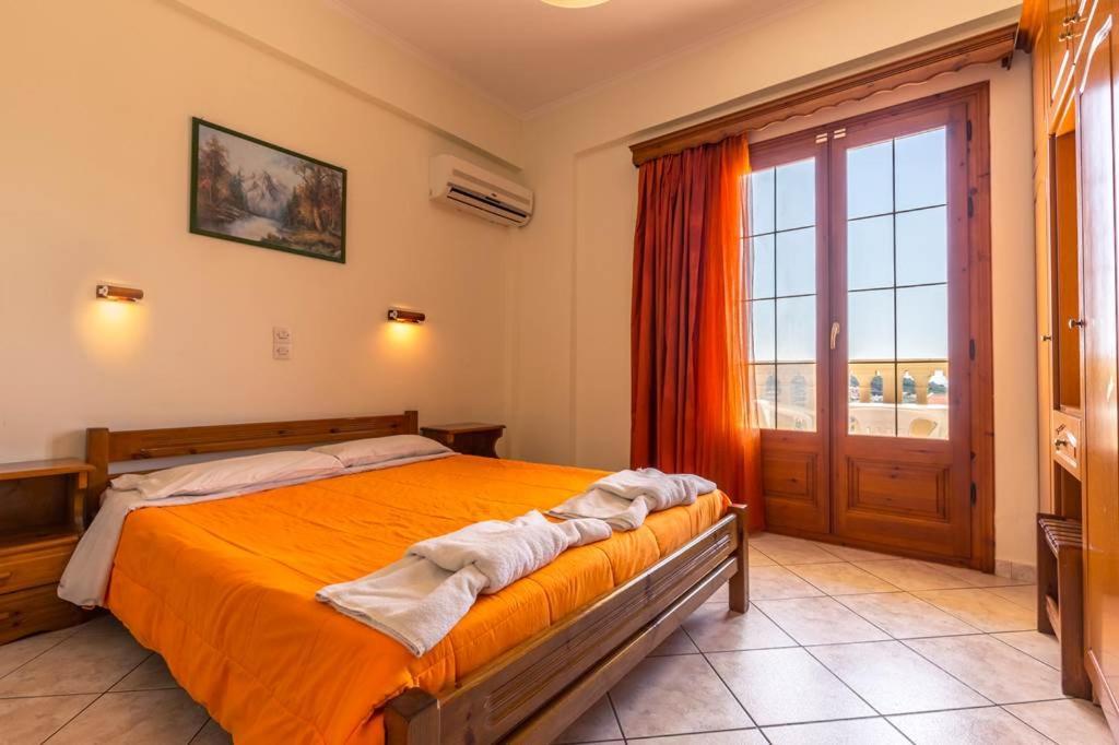 Kapetanios Apartments アギオス・ステファノス エクステリア 写真