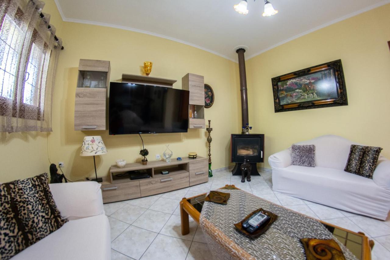 Kapetanios Apartments アギオス・ステファノス エクステリア 写真